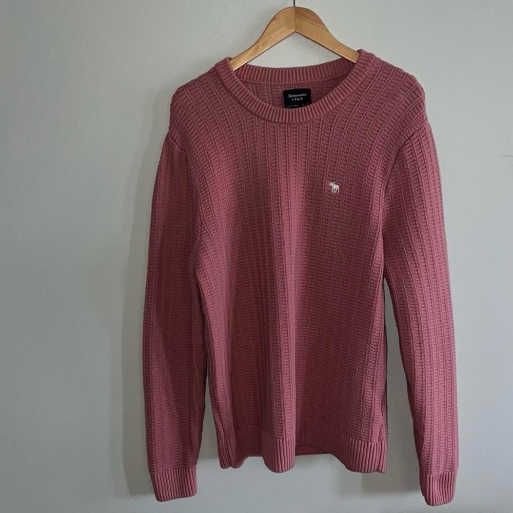 Abercrombie & Fitch Rose Knit Sweater